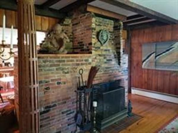38 E Brookfield Rd, North Brookfield, MA 01535